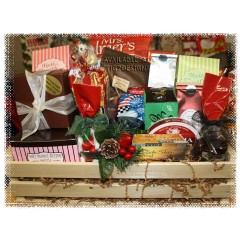 Deluxe Entertainer Gourmet Gift Baskets - Creston BC Delivery